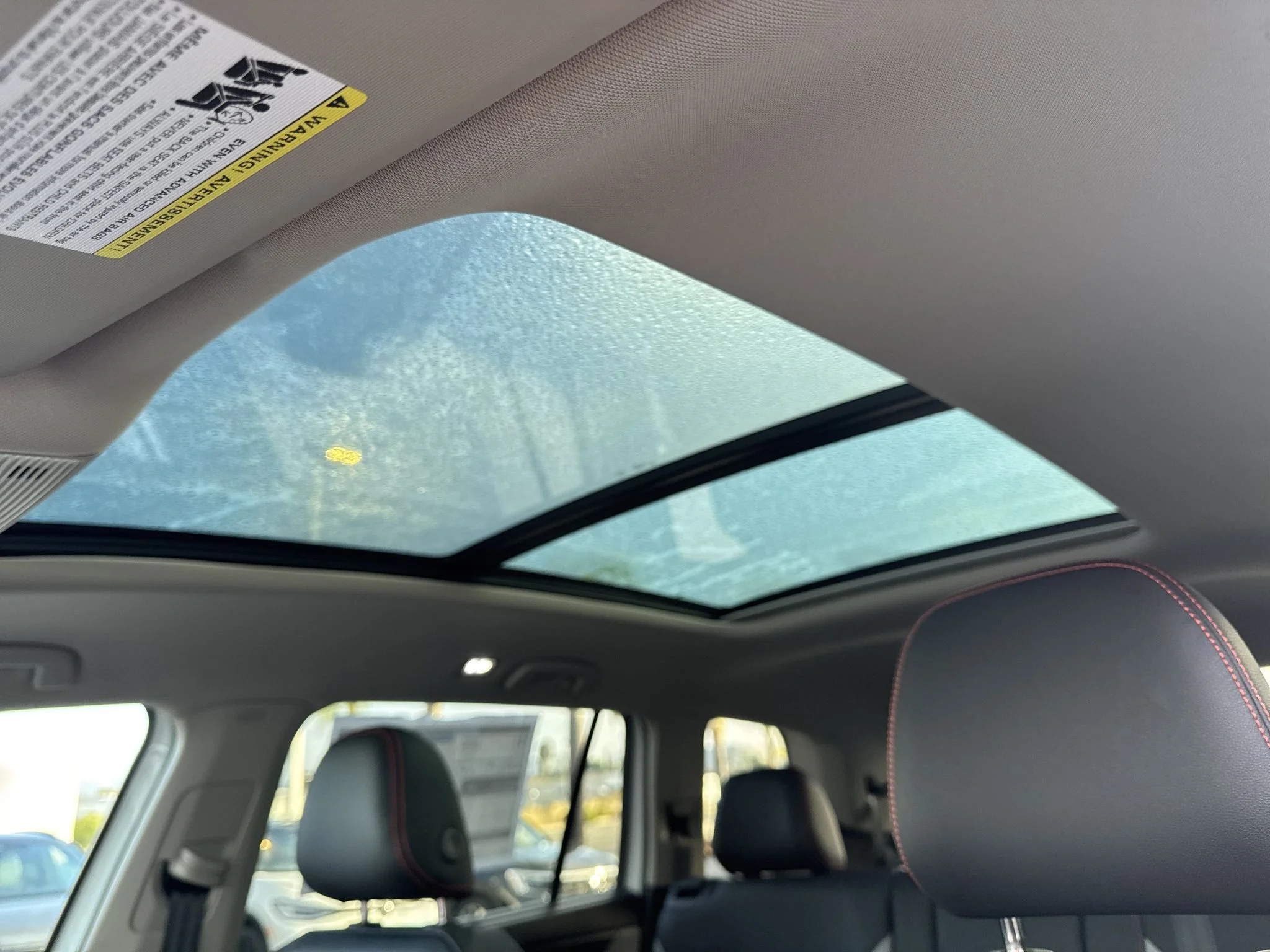 New 2026 Opal White Pearl Volkswagen 2.0T Peak Edition image 30