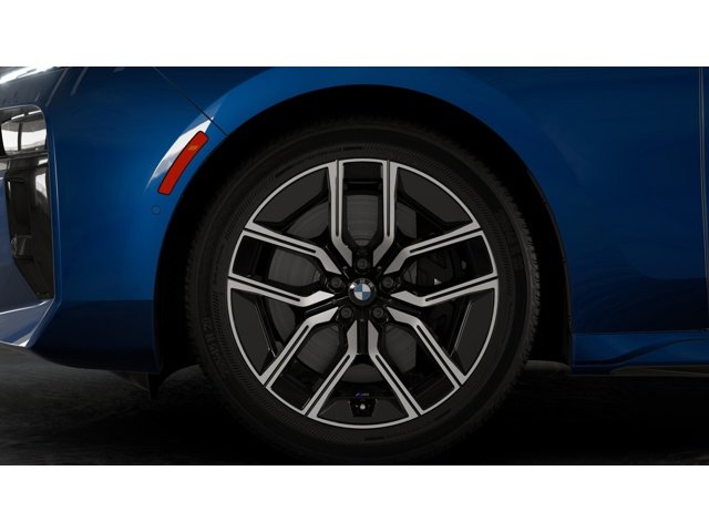 New 2026 Tanzanite Blue II Metallic BMW 760i xDrive image 7