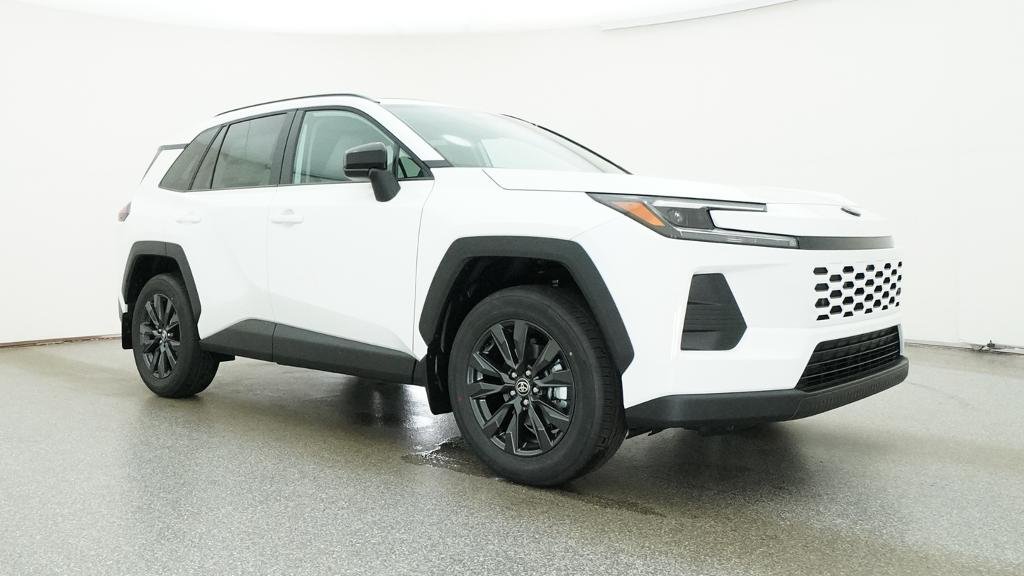 New 2026 Ice Cap Toyota XLE Premium image 9