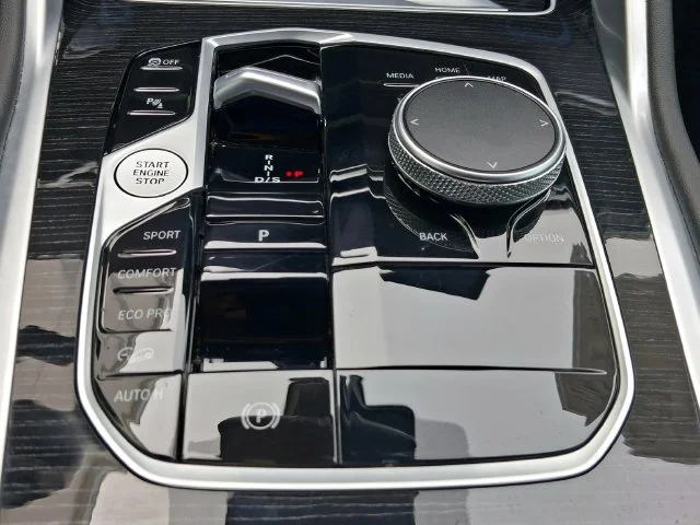 Used 2025 Gray BMW xDrive40i image 24