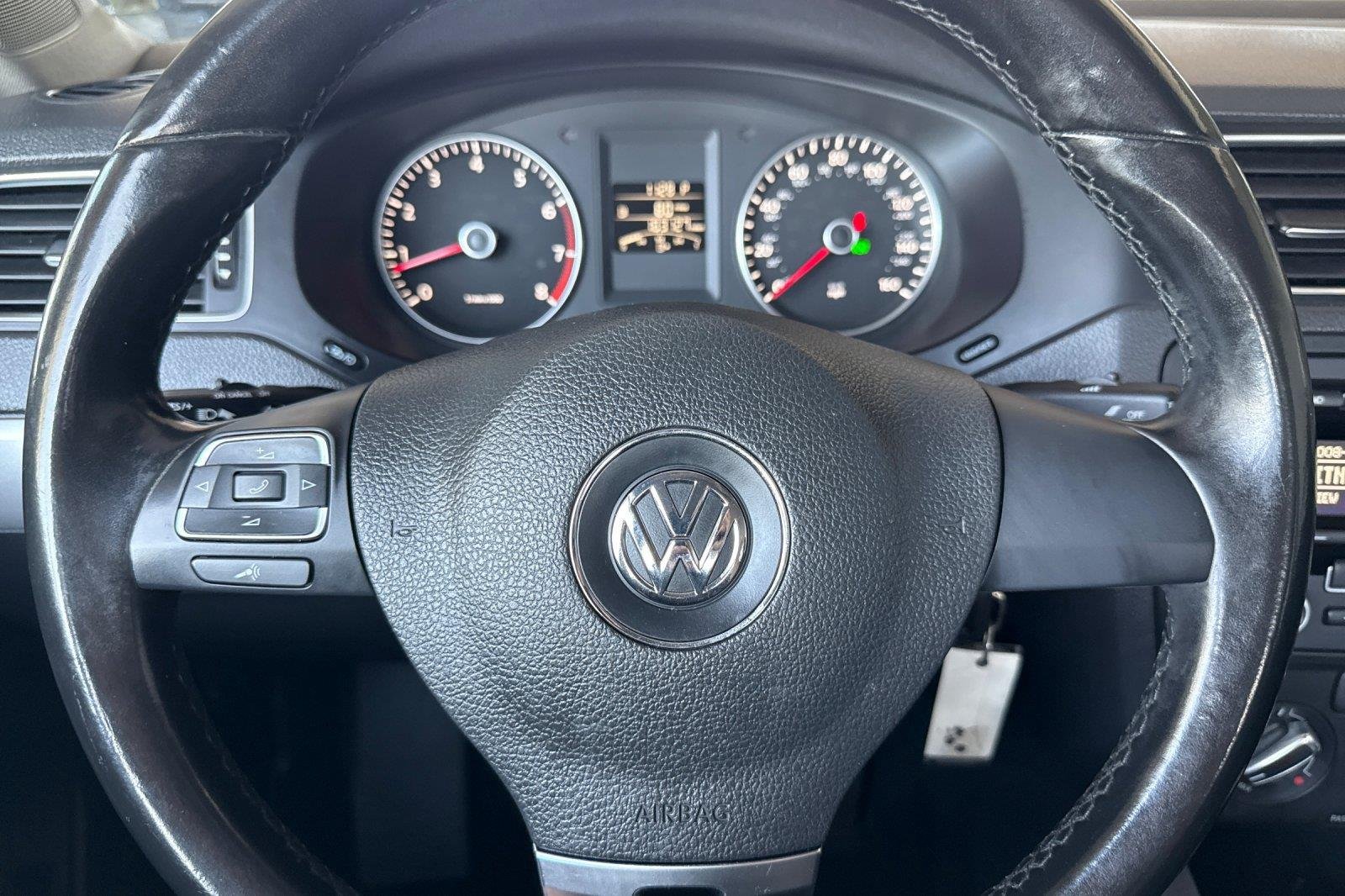 Used 2013 Tornado Red Volkswagen SE w/Convenience image 19