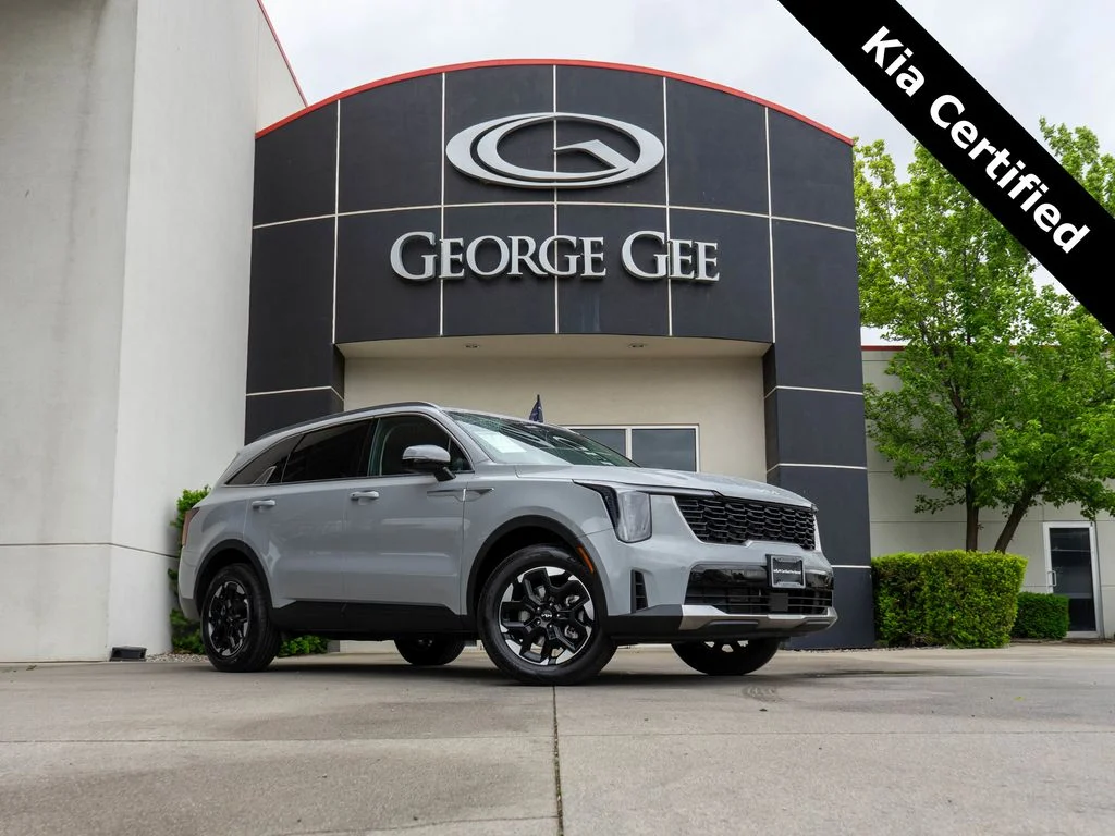 2026 Kia Sorento S AT 4WD's photo