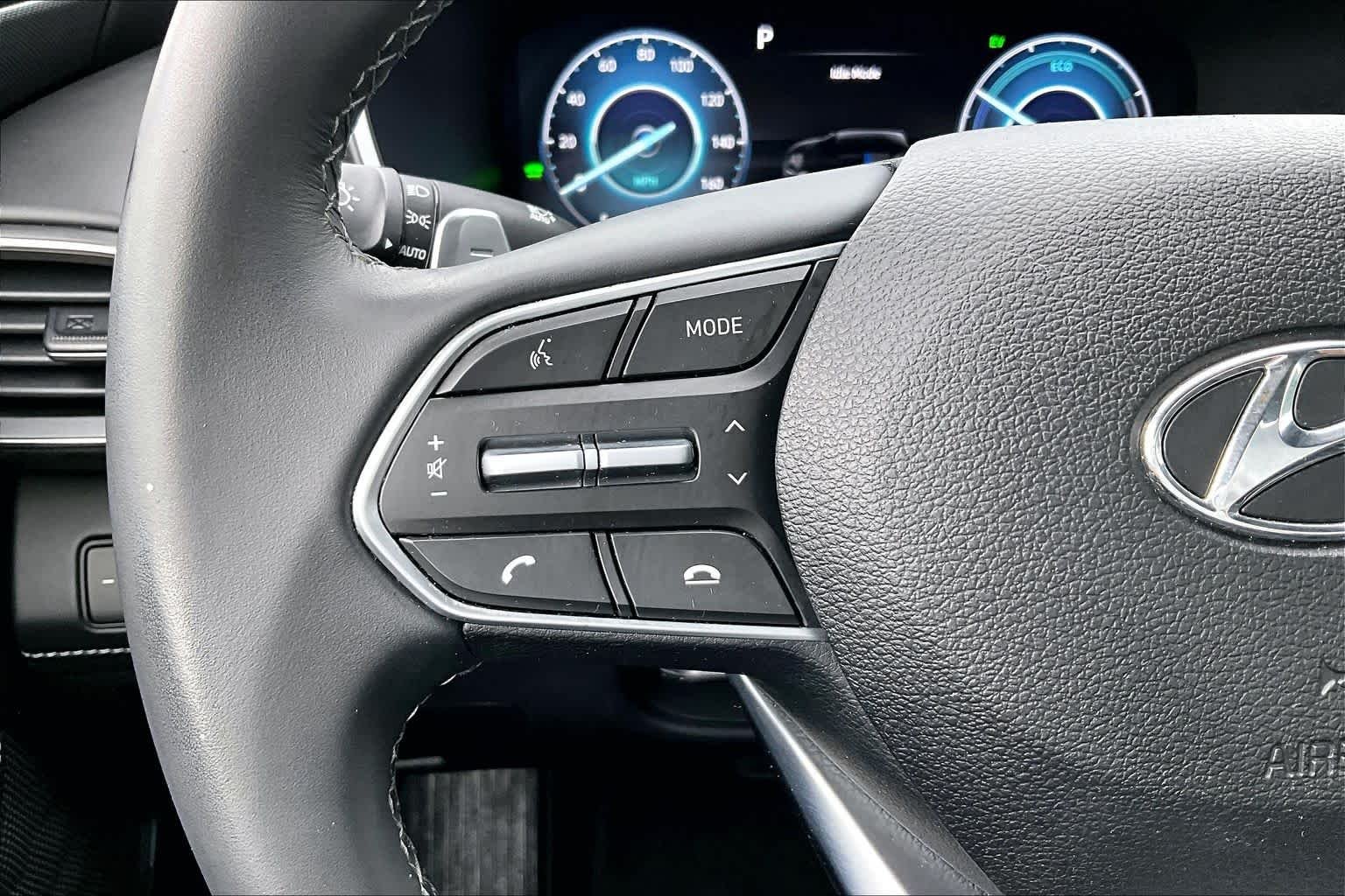Used 2022 Quartz White Hyundai SEL Premium image 22