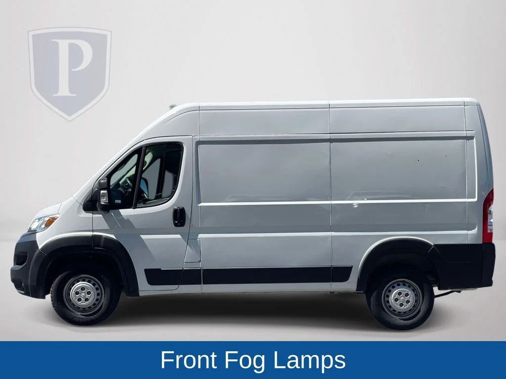 Used 2025 White Ram High Roof image 5