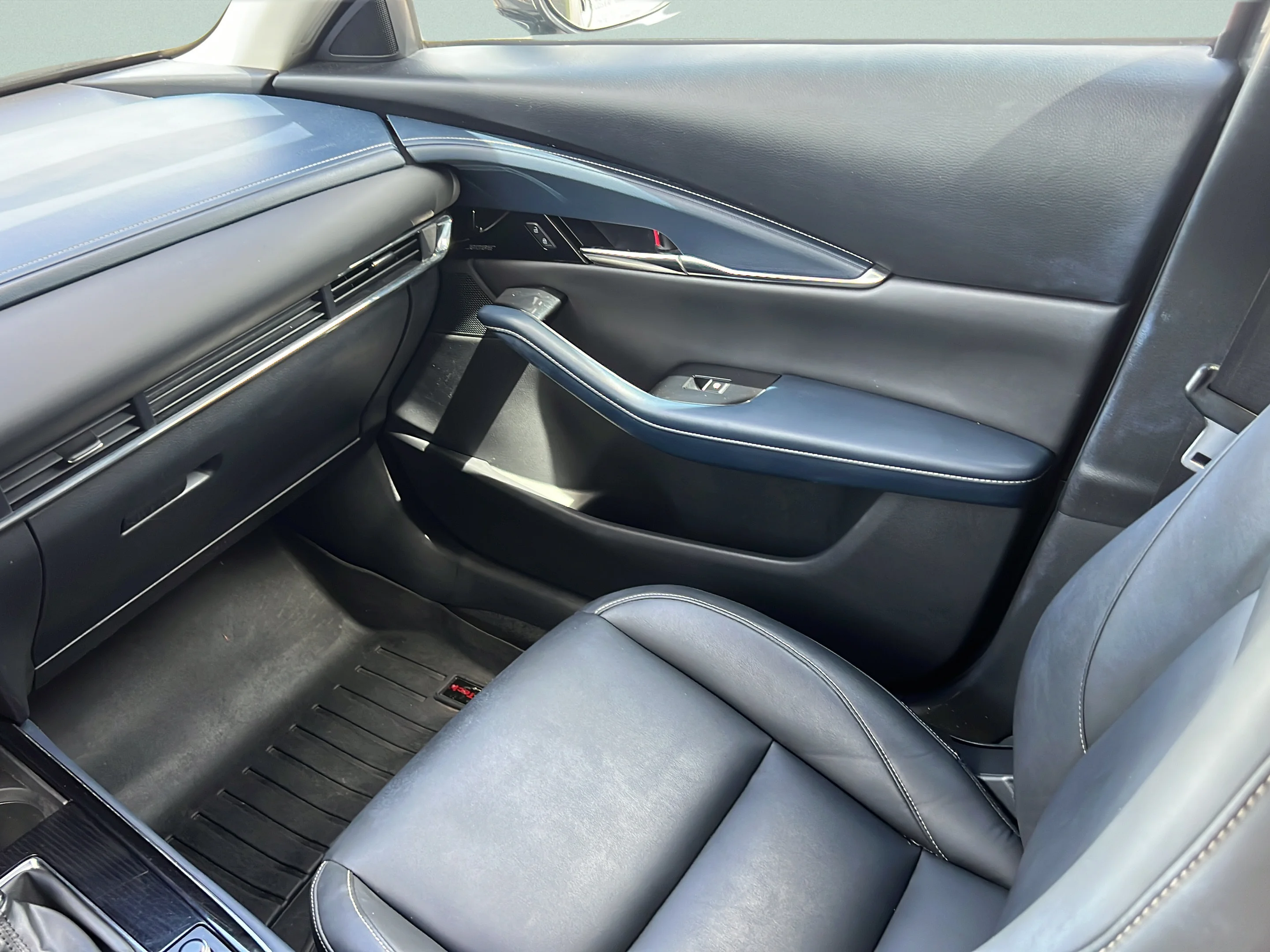 Used 2020 Machine Gray Mazda Preferred Package image 13