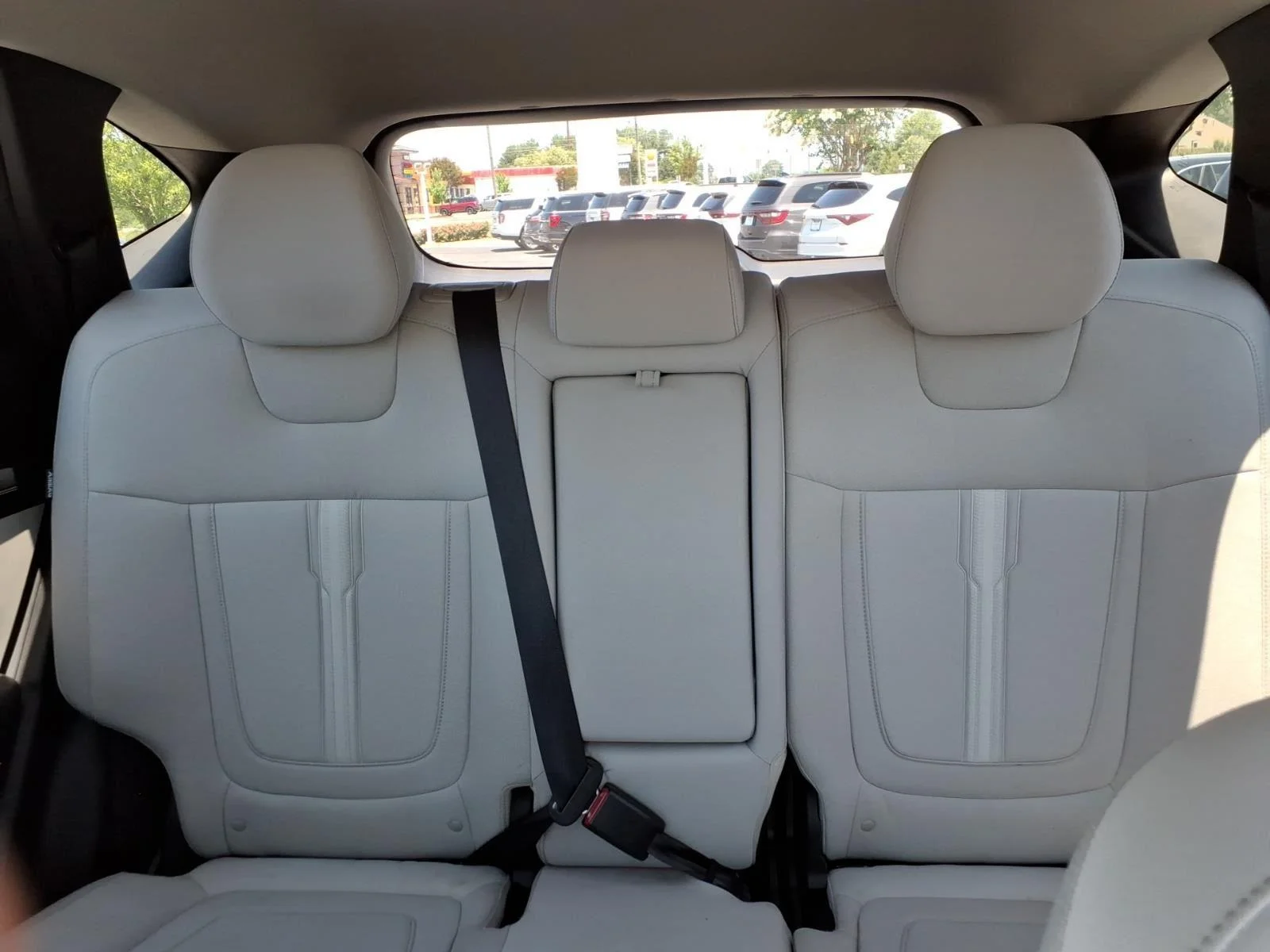 Used 2025 Atlantis Blue Hyundai SEL image 22
