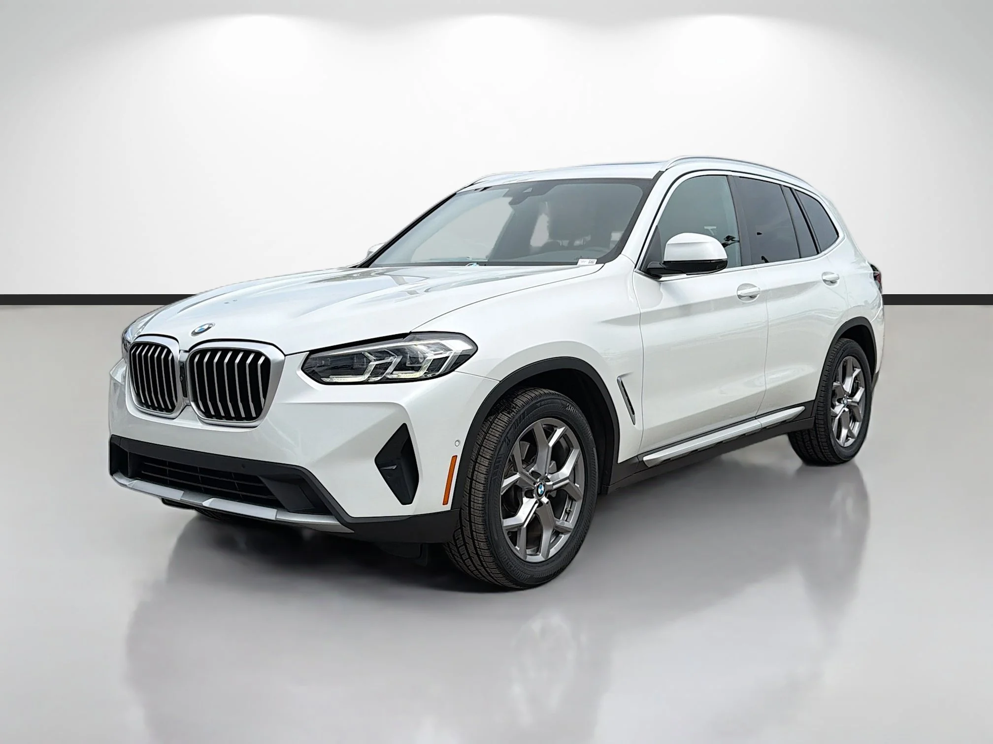 Certified Used 2023 Mineral White Metallic BMW sDrive30i image 7