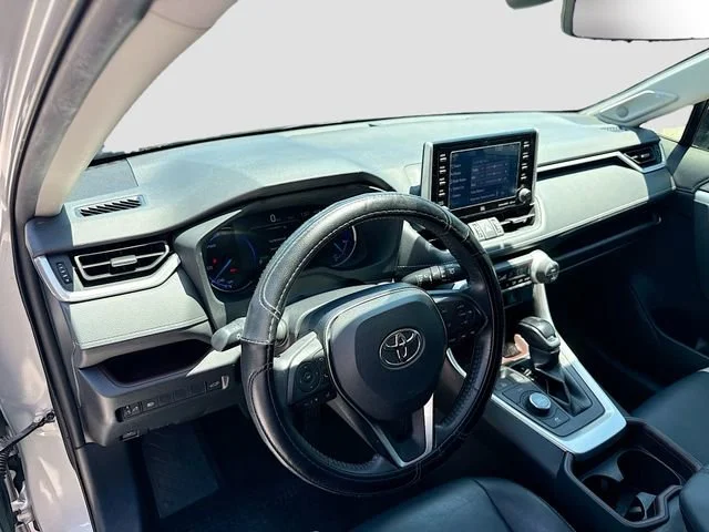 Used 2020 Silver Sky Metallic Toyota Hybrid Limited image 25