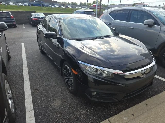Used 2018 Crystal Black Pearl Honda EX-L image 11