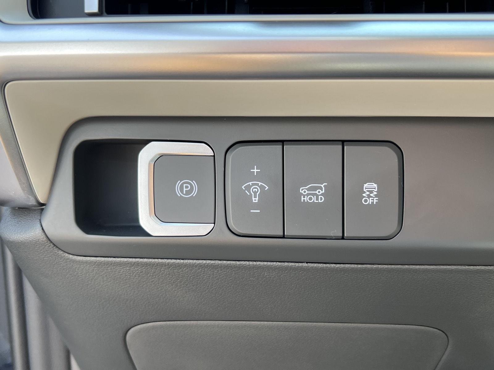 New 2026 Ecotronic Gray Hyundai SE AWD image 31