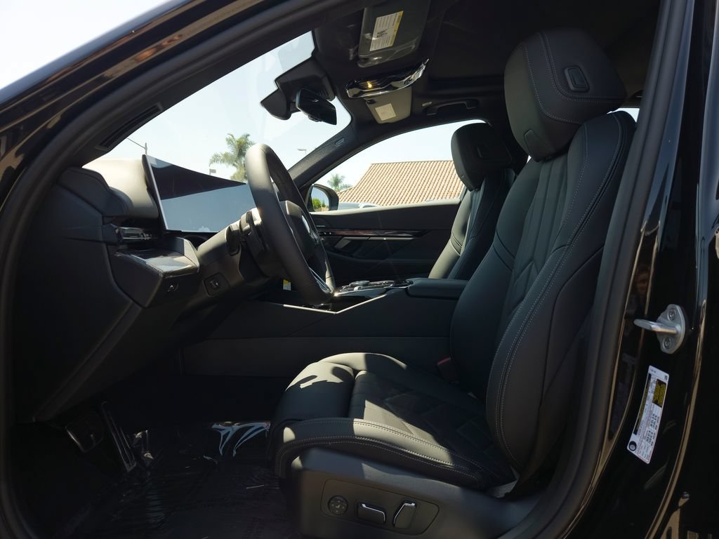 New 2027 Black Sapphire Metallic BMW 530i image 7
