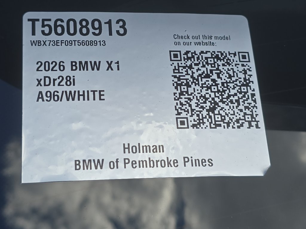 Used 2026 Mineral White Metallic BMW xDrive28i image 28