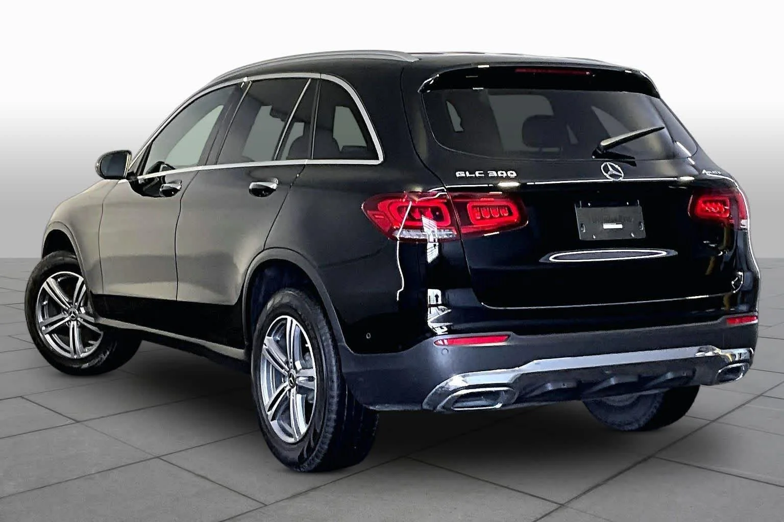 Certified Used 2022 Black Mercedes-Benz GLC 300 image 12