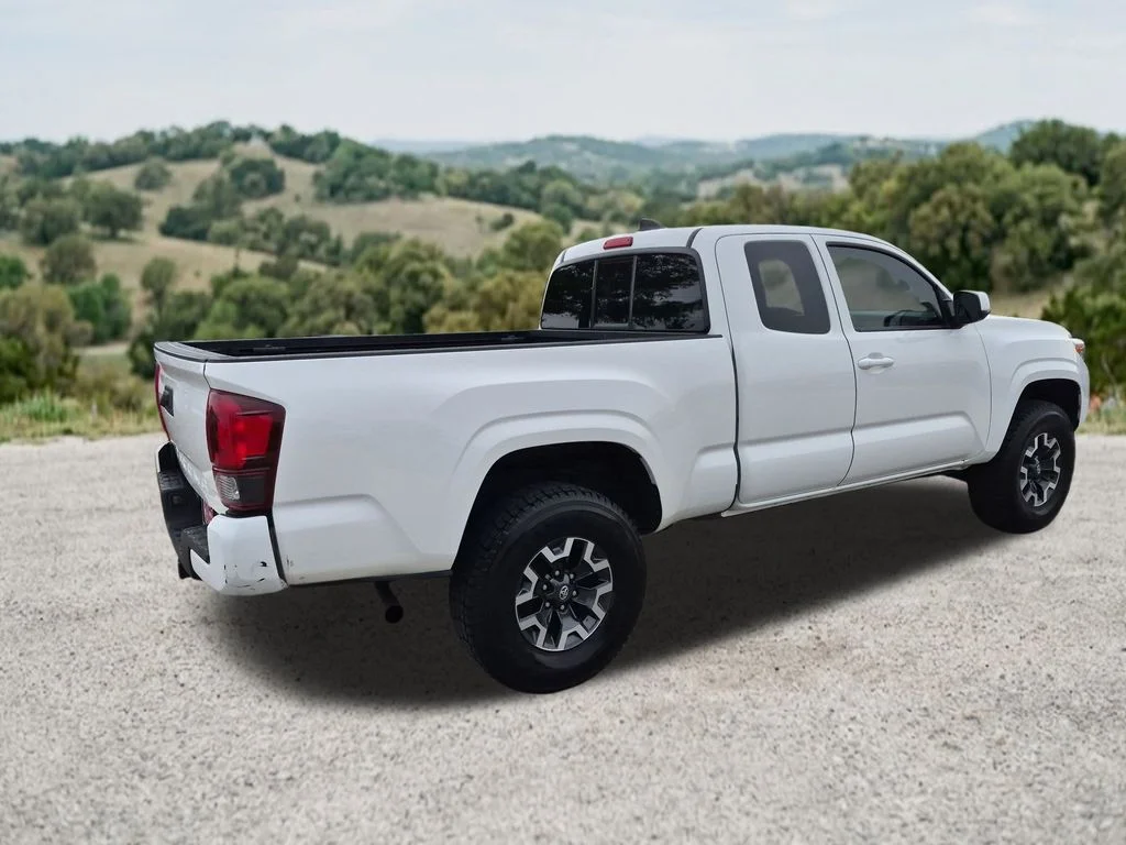 Used 2023 White Toyota SR image 9