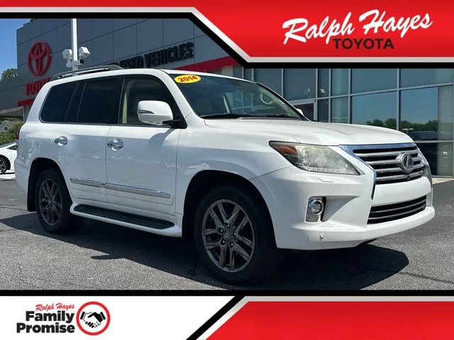 2014 Lexus LX 600 570's photo