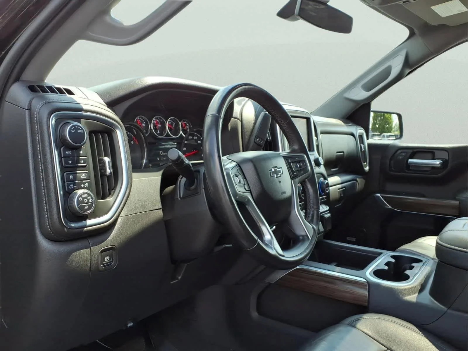Used 2022 Black Chevrolet LT Trail Boss image 14
