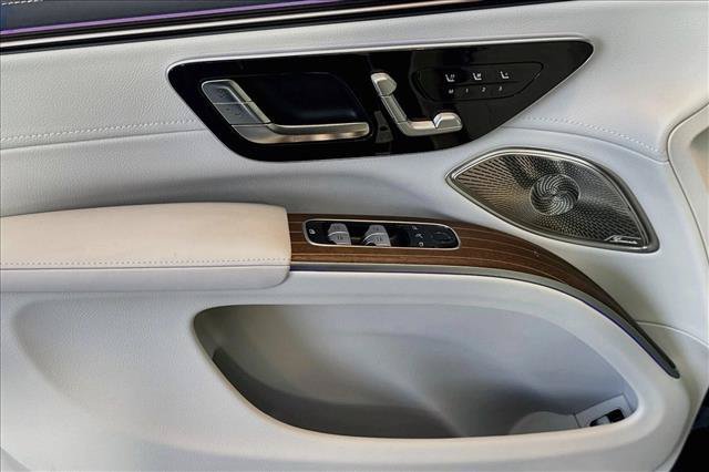 New 2026 Black Mercedes-Benz EQS 400 image 45