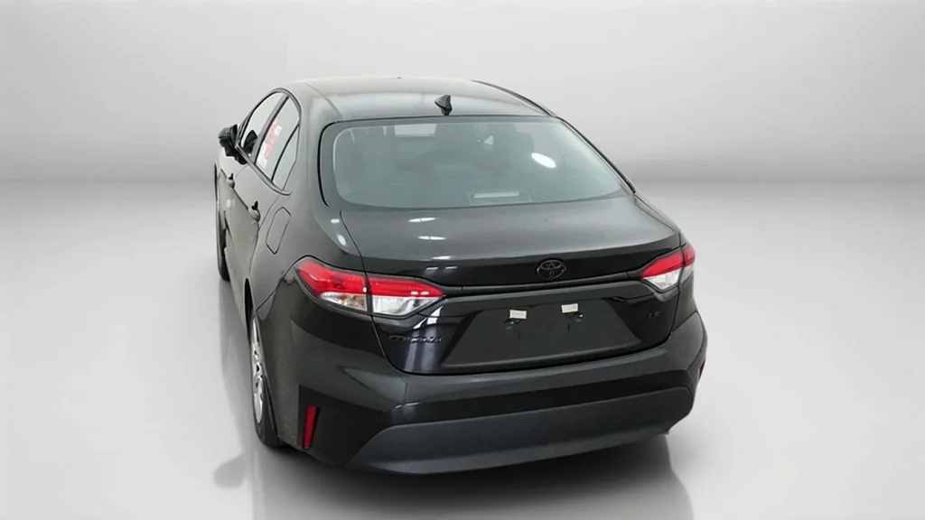 New 2027 Inked Toyota LE image 13