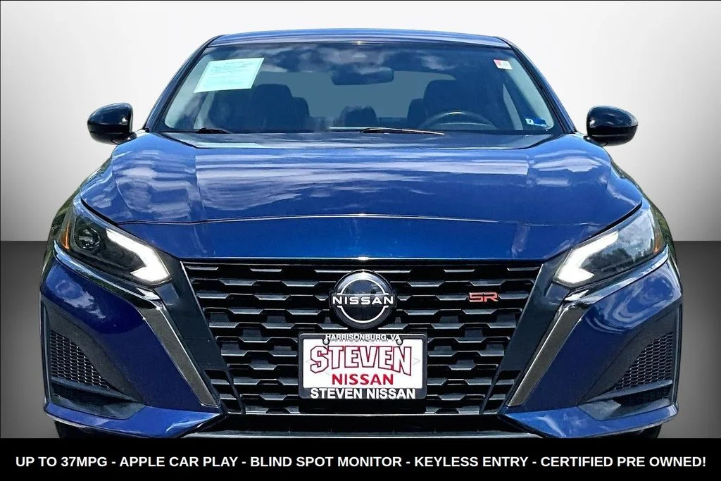 Used 2023 Blue Nissan 2.5 SR image 2