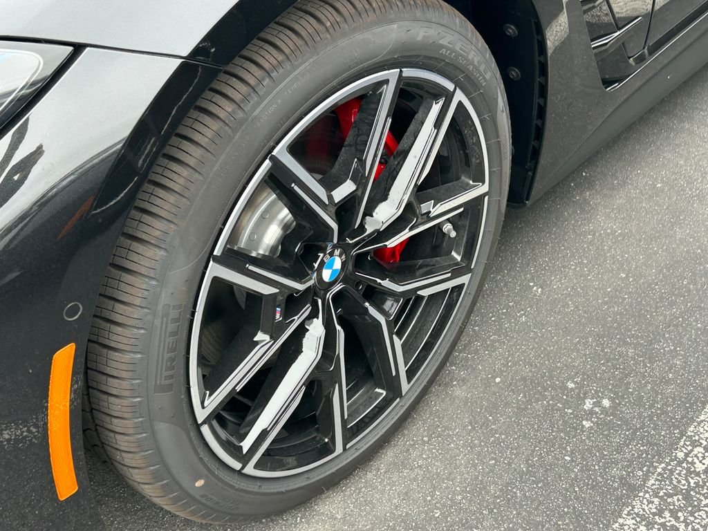 New 2026 Black Sapphire Metallic BMW M60 image 3