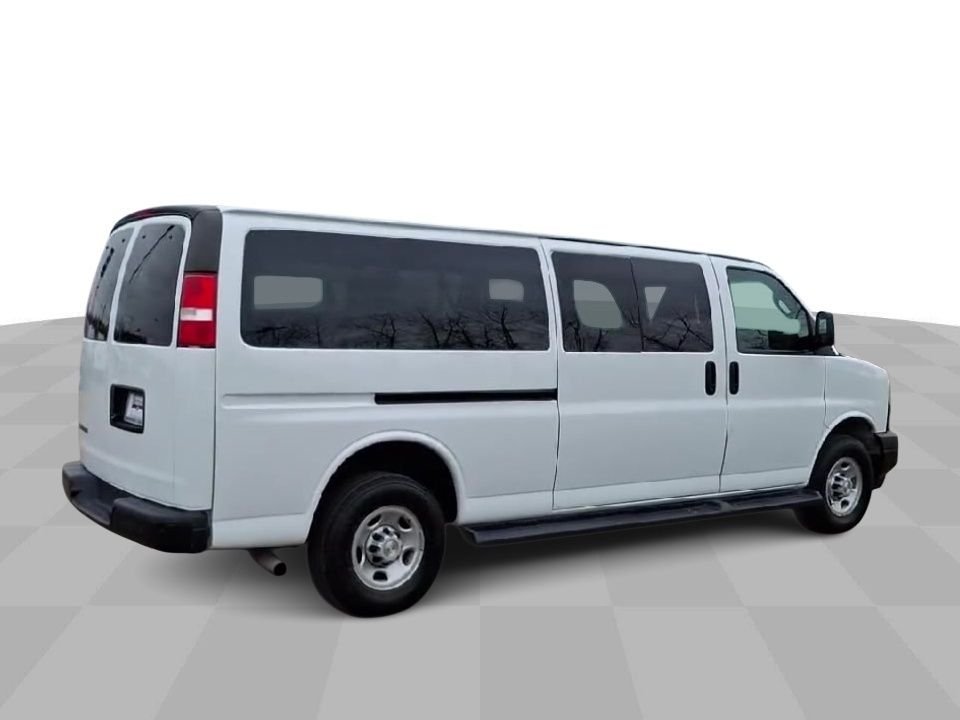 2023 Chevrolet Express Passenger LS - Photo 8