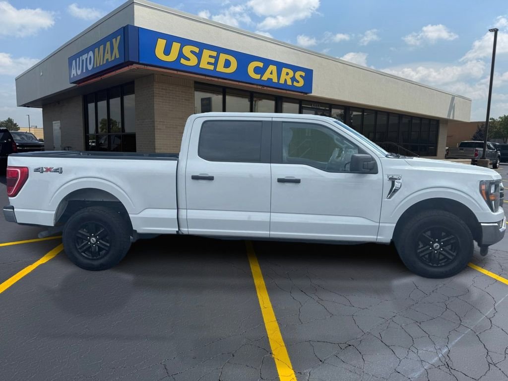 Used 2023 White Ford XLT image 2