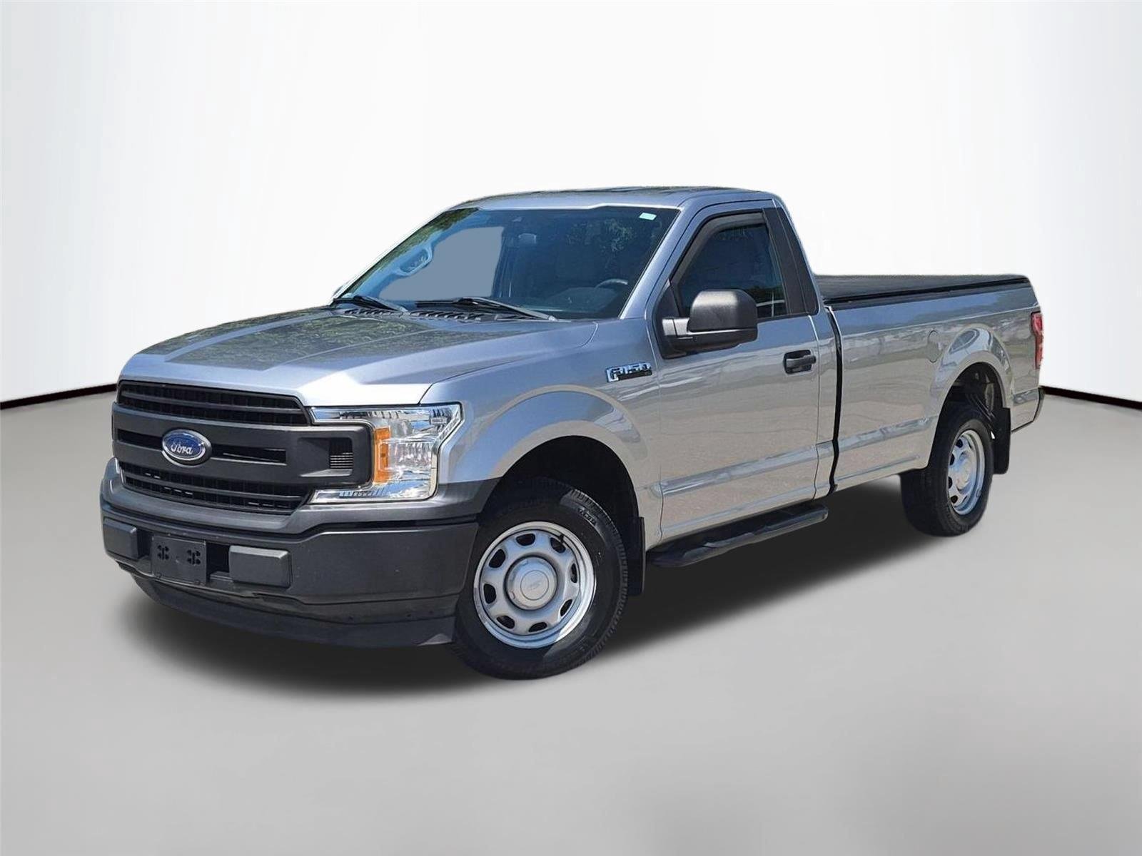Used 2020  Ford XL image 1