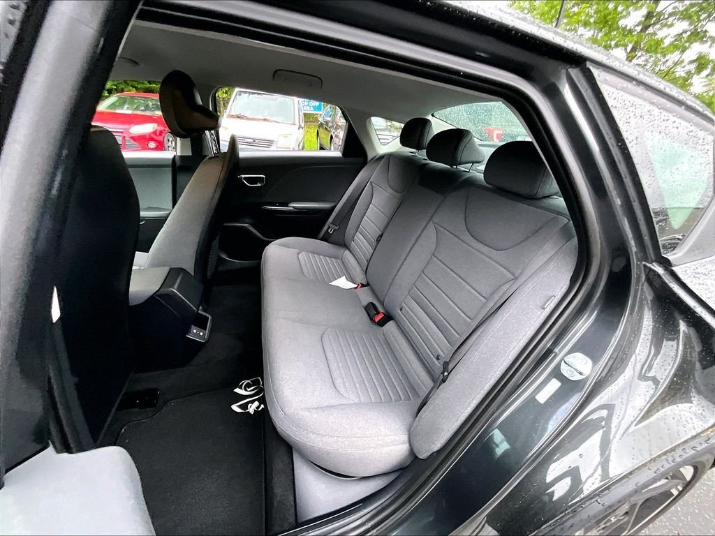 Used 2025 Interstellar Gray Kia EX image 15