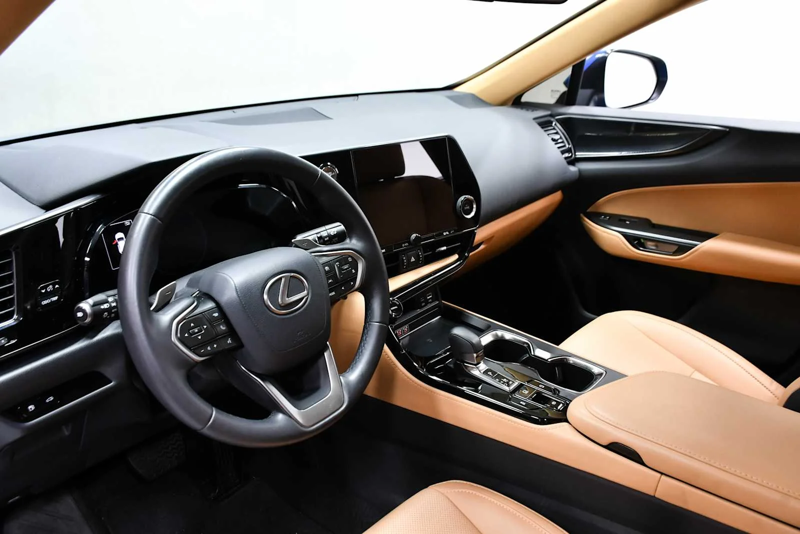 Certified Used 2025 GRECIAN WATER Lexus  image 14