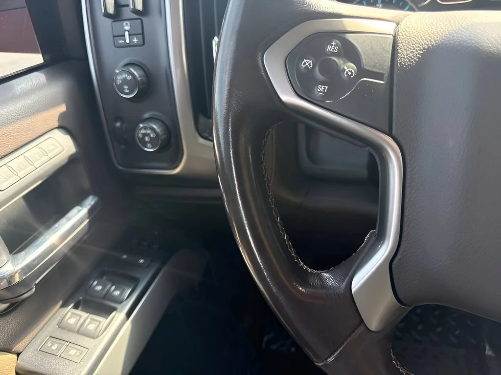Used 2018 RED HOT Chevrolet LTZ image 15