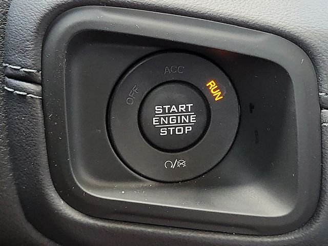 Used 2025 White Jeep Rubicon image 17