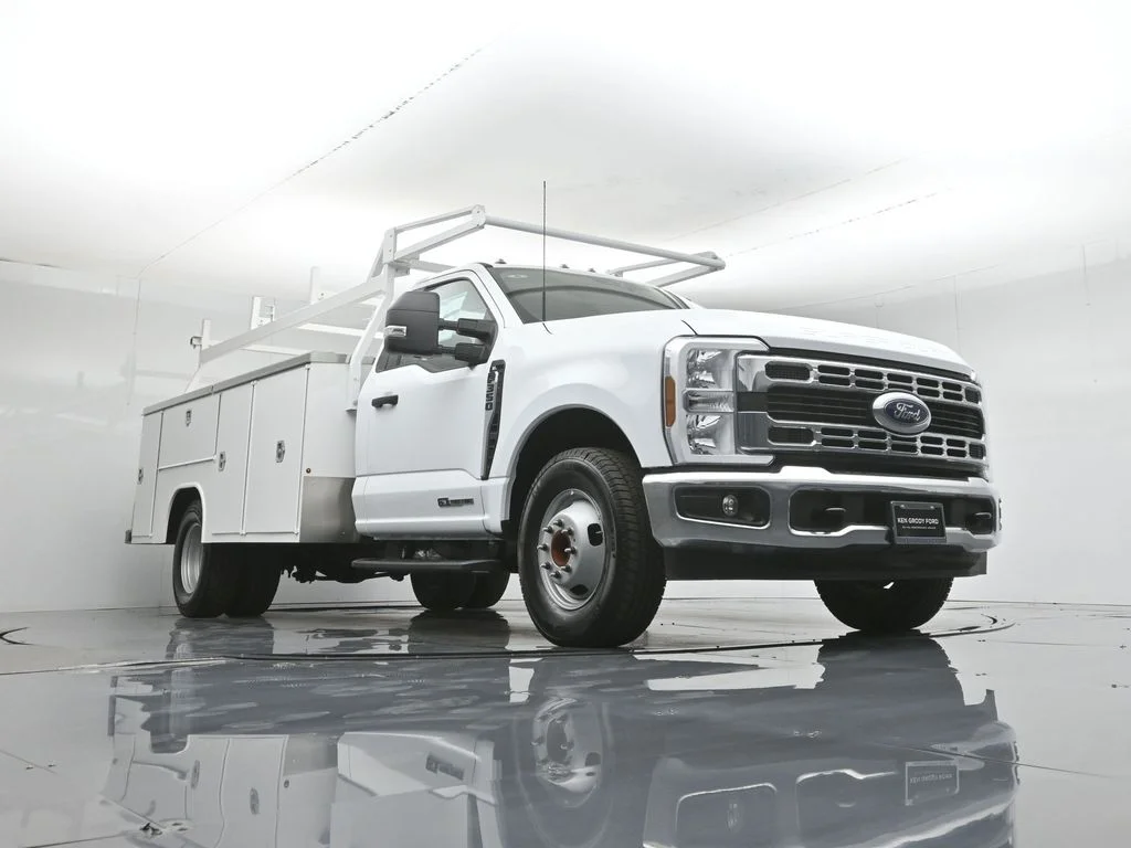 New 2025 White Ford XL image 51