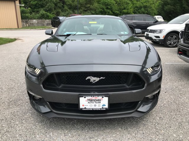 Used 2015 Magnetic Metallic Ford GT Premium image 3