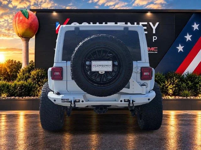 Used 2021 Bright White Clearcoat Jeep Unlimited Rubicon image 4