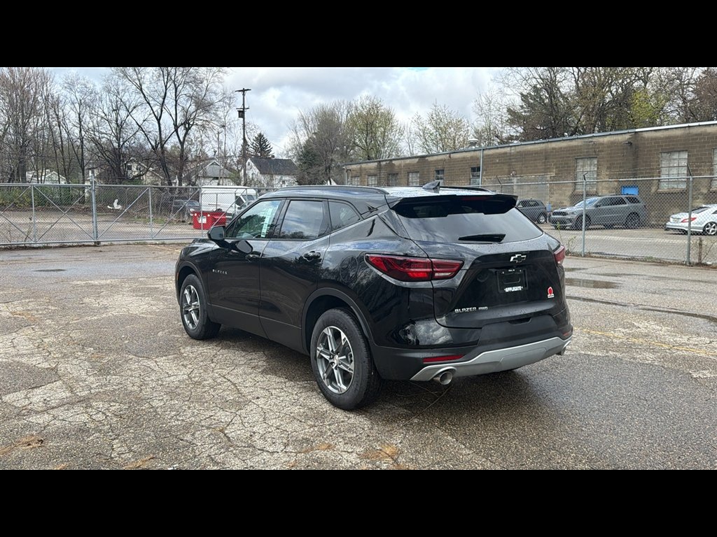 New 2026 Black Chevrolet 2LT image 4
