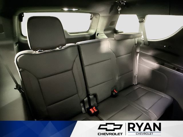 2026 Chevrolet Suburban High Country - Photo 30