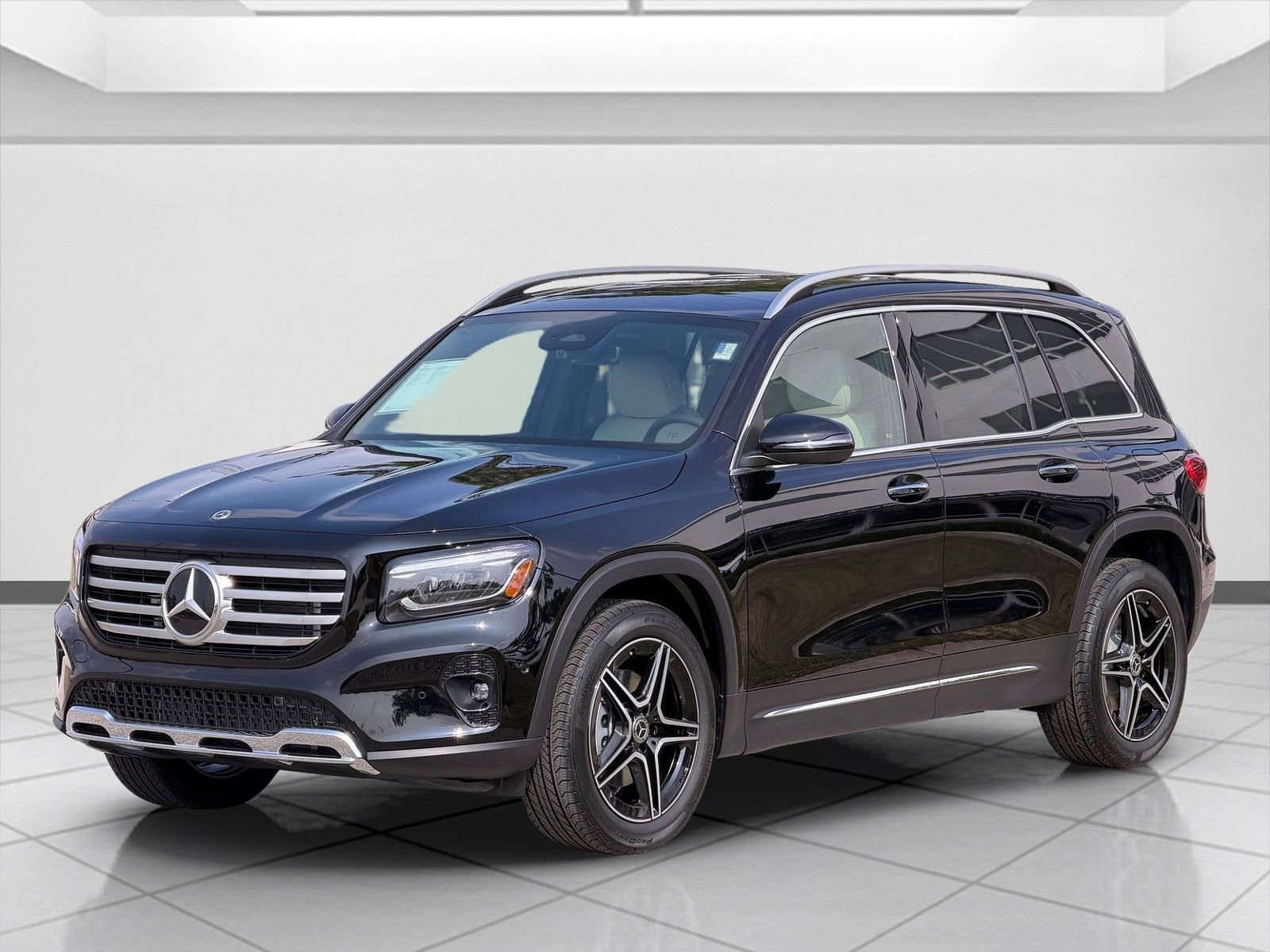New 2026 Night Black Mercedes-Benz GLB 250 image 30