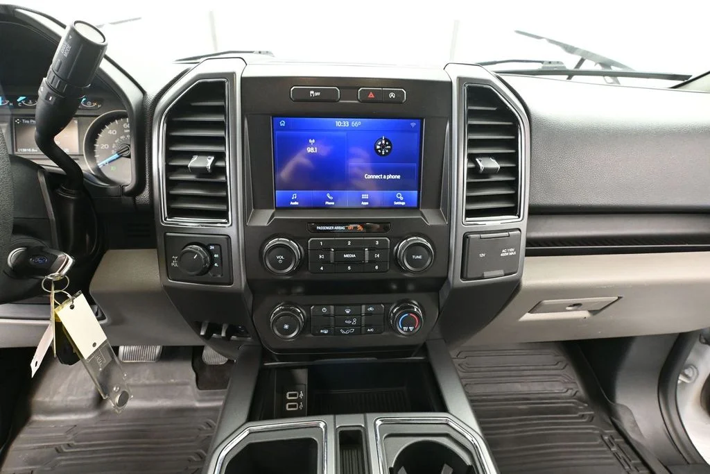 Used 2020 White Ford XLT image 25