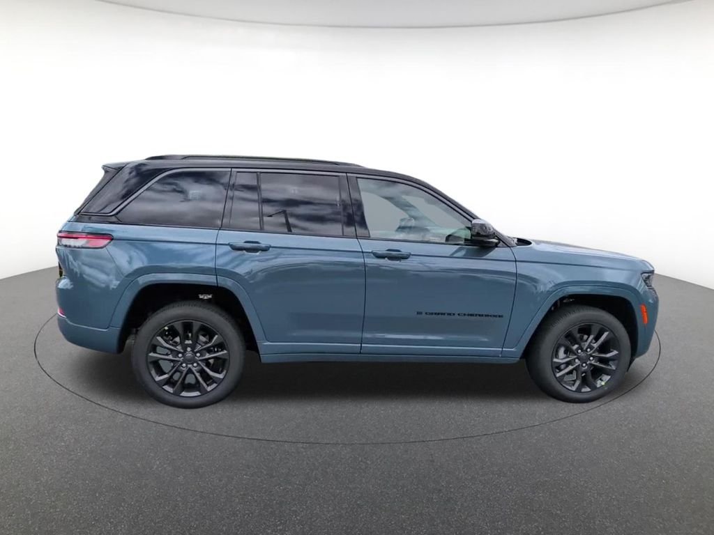 New 2026 Steel Blue Exterior Paint Jeep Limited image 4