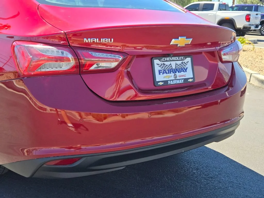 Used 2020 CAJUN RED TINTCOAT Chevrolet LT image 5