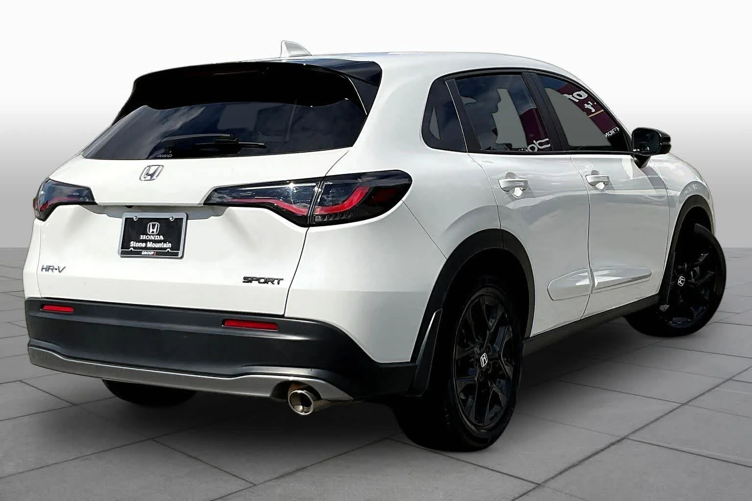 Used 2023 Platinum White Pearl Honda Sport image 13
