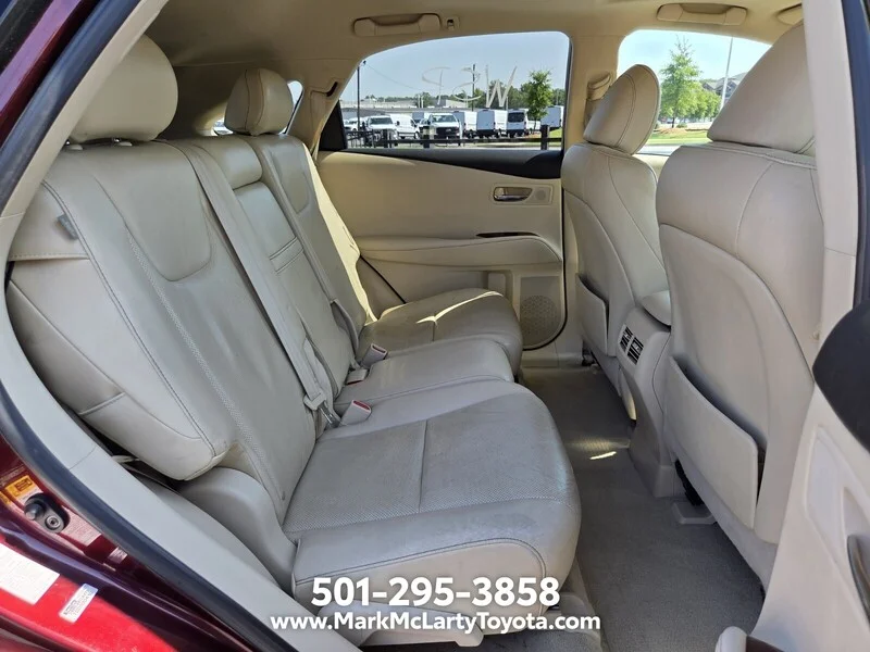 Used 2013 Mica LEXUS FWD 4DR image 17