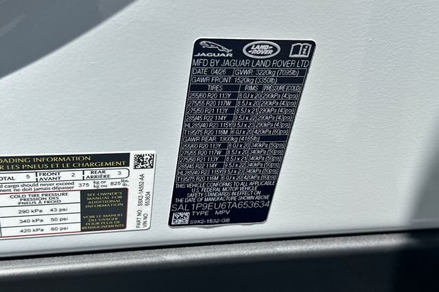 New 2026 Fuji White Land Rover SE image 28