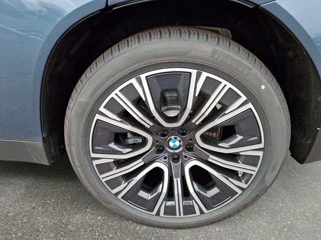 New 2026 Arctic Race Blue metallic BMW 30 xDrive image 8