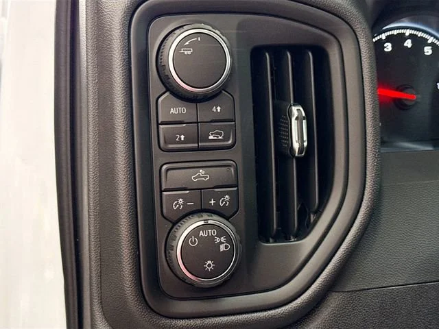 2025 Chevrolet Silverado 1500 Work Truck - Photo 11