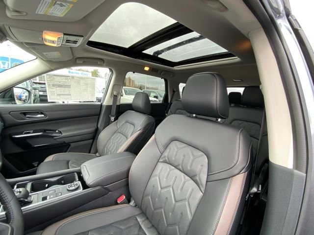 New 2026 Gun Metallic Nissan Platinum image 6