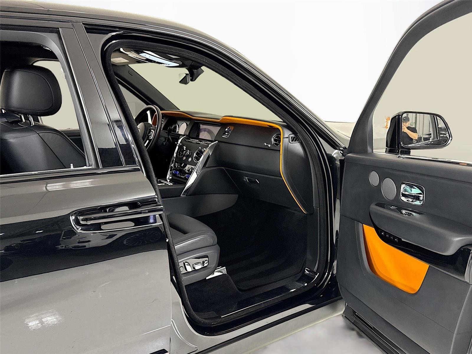 Used 2020 Black Rolls-Royce  image 35
