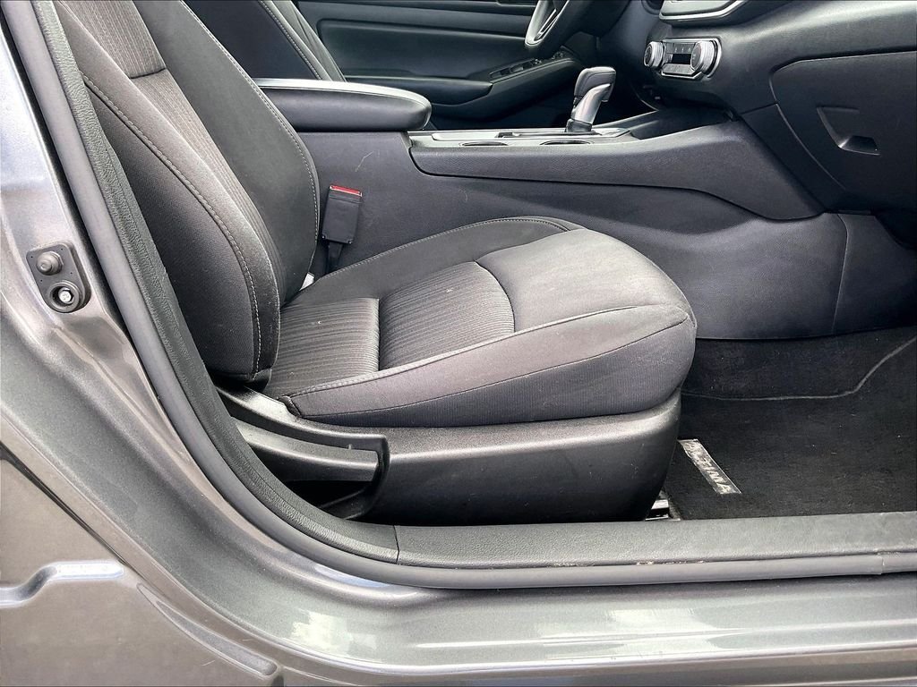 Used 2024 Gun Metallic Nissan 2.5 S image 34