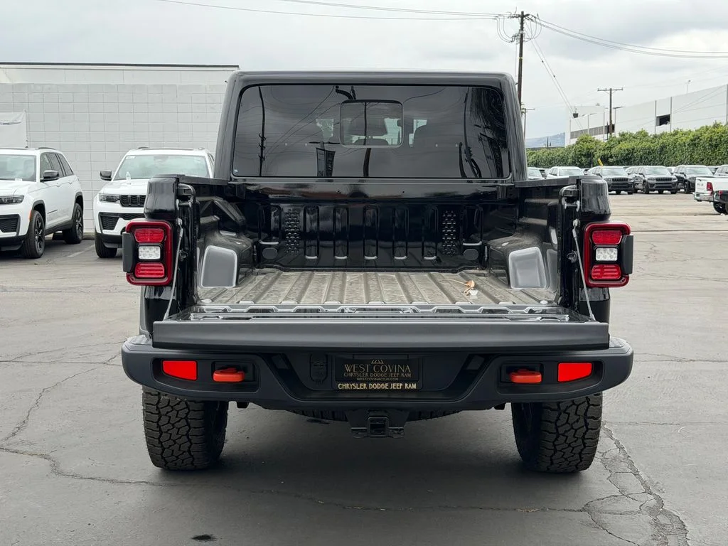 New 2026 Black Clear-Coat Exterior Paint Jeep Mojave image 12