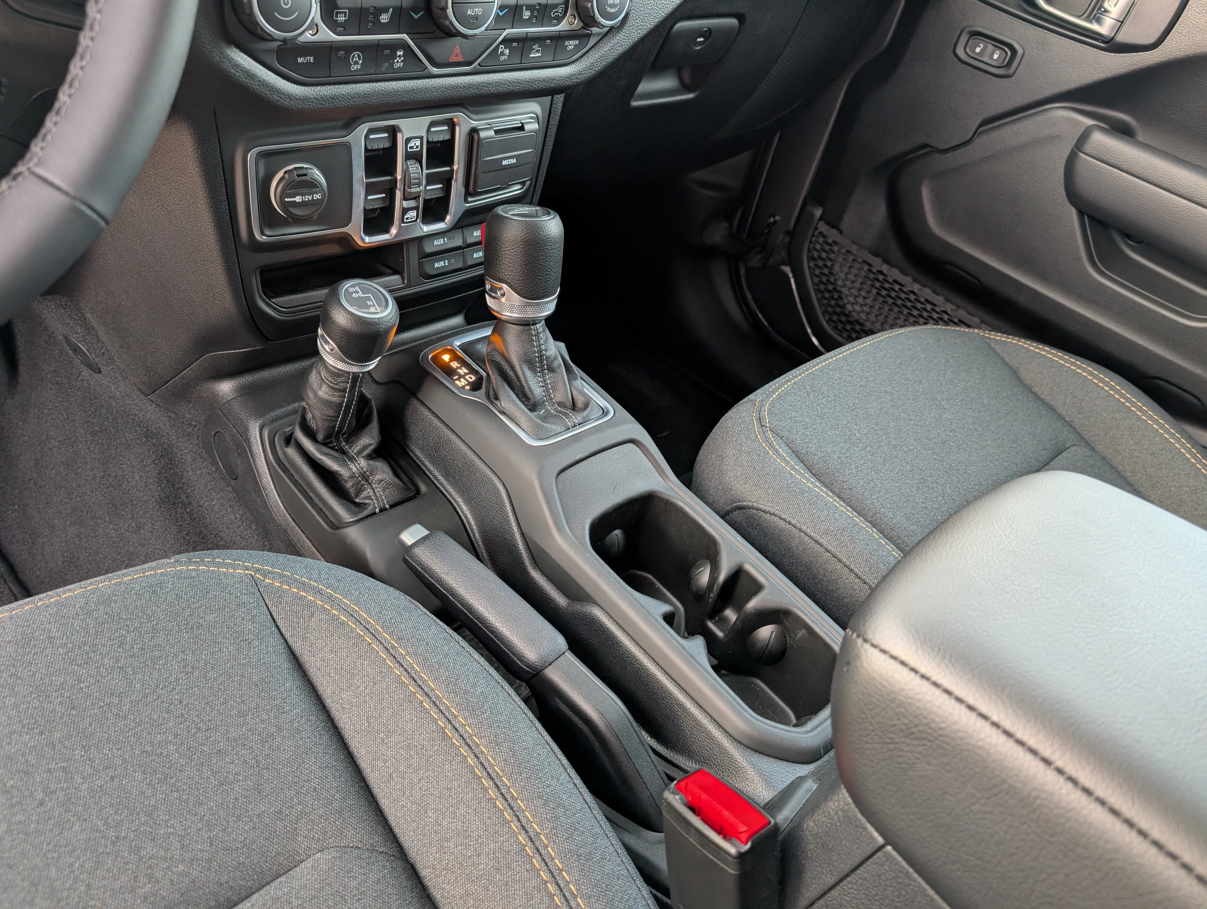 New 2025 Granite Crystal Metallic Jeep NightHawk image 29